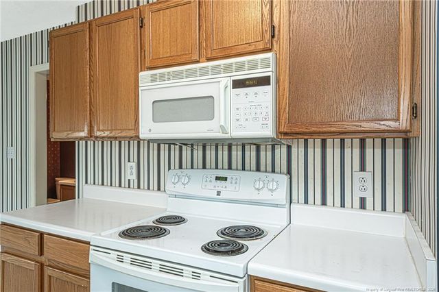 2940 Darien Drive, Fayetteville, NC 28304