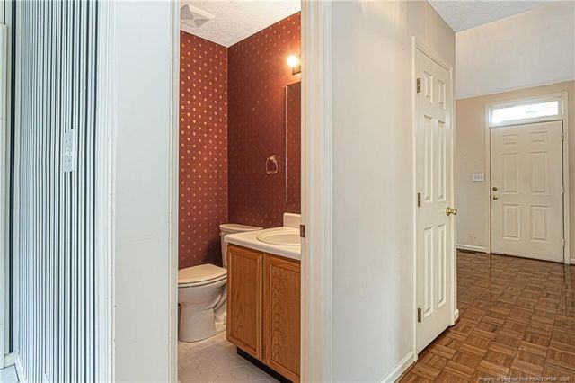 2940 Darien Drive, Fayetteville, NC 28304