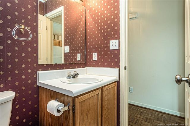 2940 Darien Drive, Fayetteville, NC 28304