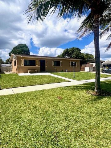 1481 SW 7th Terrace, Deerfield Beach, FL 33441