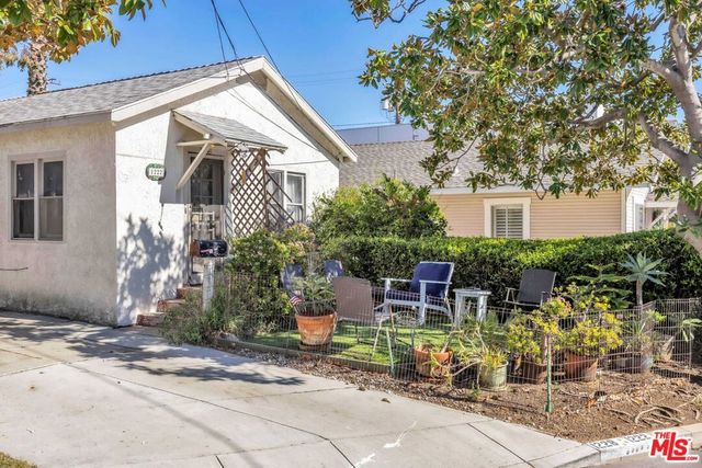 1224 Corona Street, Hermosa Beach, CA 90254