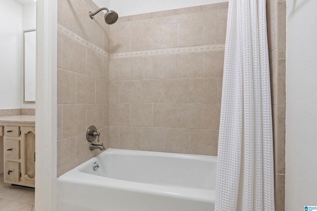 300 GOLF DRIVE, Hoover, AL 35226