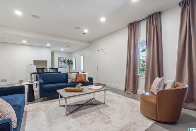 300 GOLF DRIVE, Hoover, AL 35226