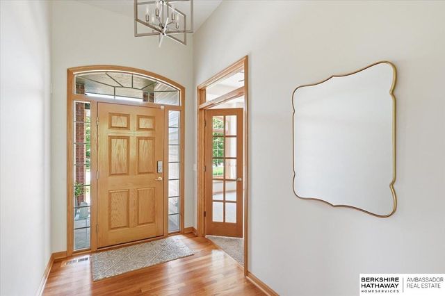 123 Castle Pine Drive, Papillion, NE 68133