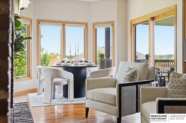 123 Castle Pine Drive, Papillion, NE 68133