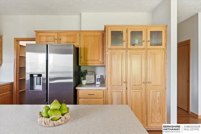 123 Castle Pine Drive, Papillion, NE 68133
