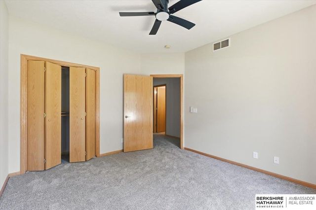 123 Castle Pine Drive, Papillion, NE 68133