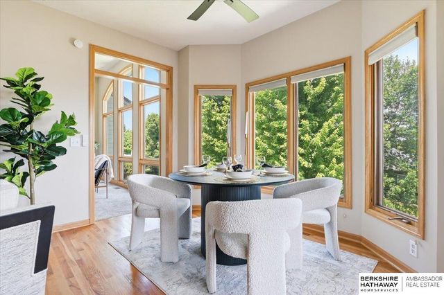 123 Castle Pine Drive, Papillion, NE 68133