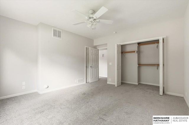 123 Castle Pine Drive, Papillion, NE 68133