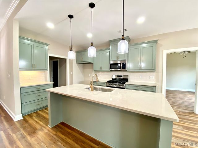 471 Nixon Road, Millbrook, AL 36054