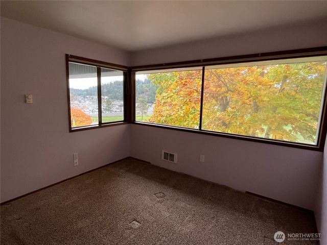 102 Shelter Bay Drive, La Conner, WA 98257