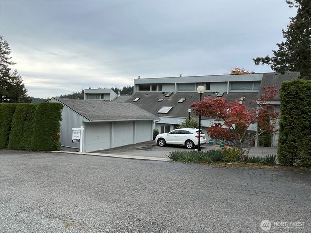 102 Shelter Bay Drive, La Conner, WA 98257