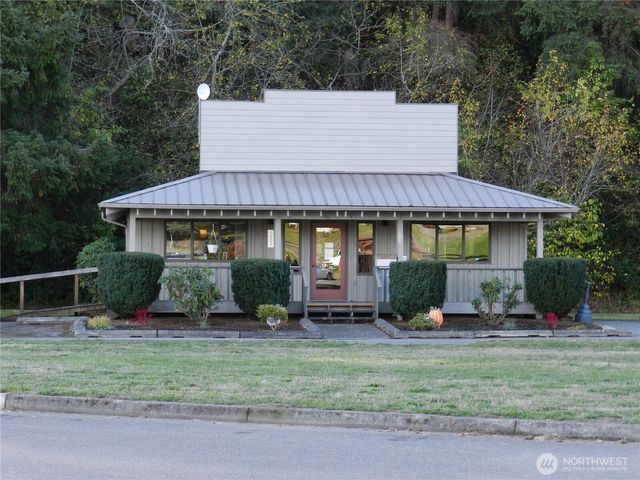 102 Shelter Bay Drive, La Conner, WA 98257