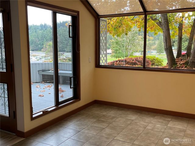 102 Shelter Bay Drive, La Conner, WA 98257