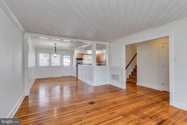 401 CHAPEL AVE E, Cherry Hill, NJ 08034