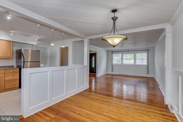 401 CHAPEL AVE E, Cherry Hill, NJ 08034