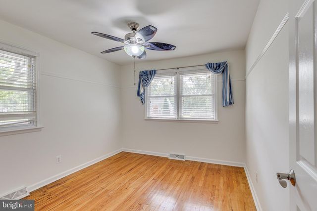 401 CHAPEL AVE E, Cherry Hill, NJ 08034