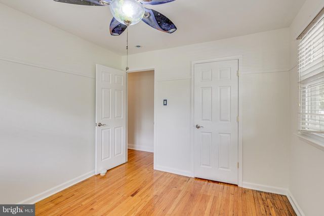 401 CHAPEL AVE E, Cherry Hill, NJ 08034