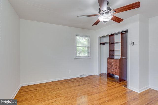 401 CHAPEL AVE E, Cherry Hill, NJ 08034