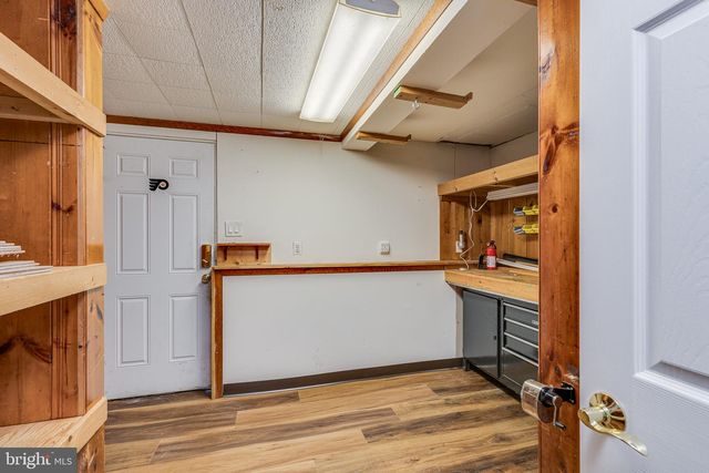 401 CHAPEL AVE E, Cherry Hill, NJ 08034