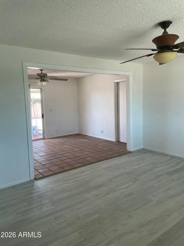 2261 E EVERGREEN Street, Mesa, AZ 85213