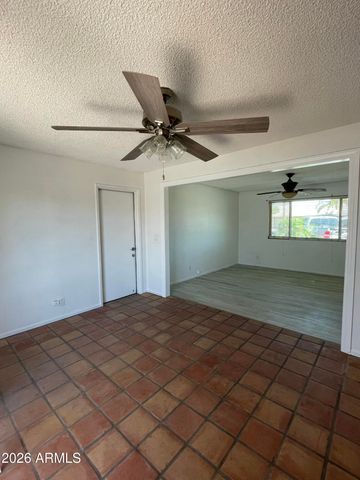 2261 E EVERGREEN Street, Mesa, AZ 85213