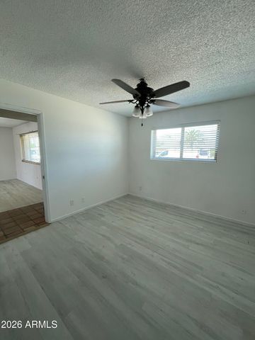 2261 E EVERGREEN Street, Mesa, AZ 85213