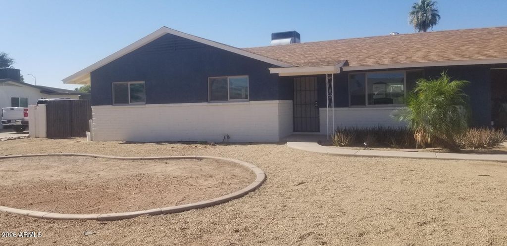 2261 E EVERGREEN Street, Mesa, AZ 85213