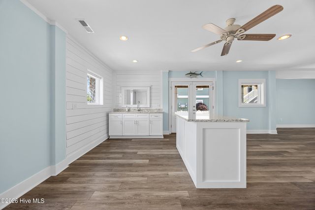 301 S Fourth Avenue, Kure Beach, NC 28449