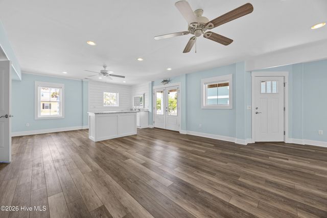 301 S Fourth Avenue, Kure Beach, NC 28449