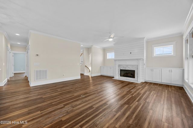 301 S Fourth Avenue, Kure Beach, NC 28449