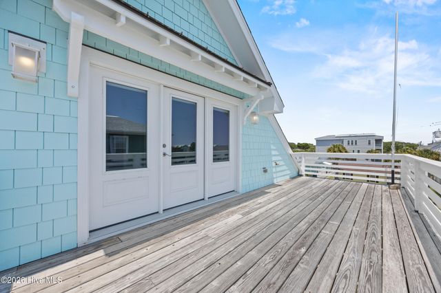 301 S Fourth Avenue, Kure Beach, NC 28449