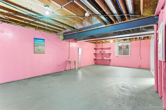 33555 Birchlawn, Westland, MI 48185