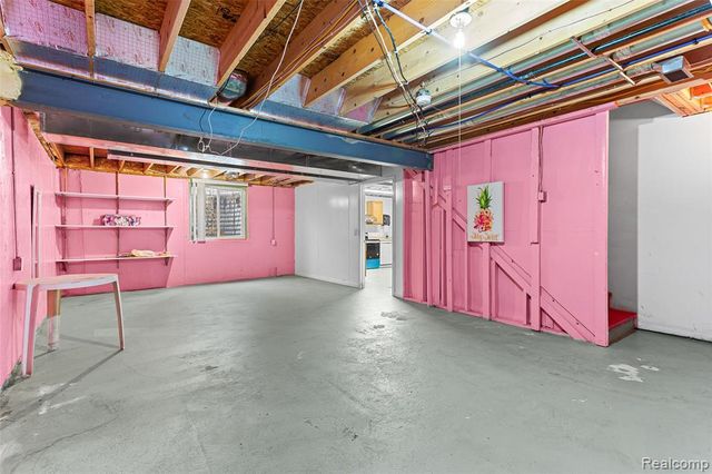 33555 Birchlawn, Westland, MI 48185