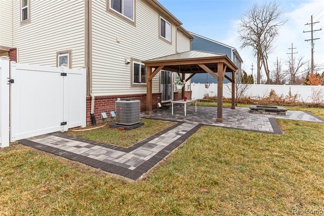 33555 Birchlawn, Westland, MI 48185