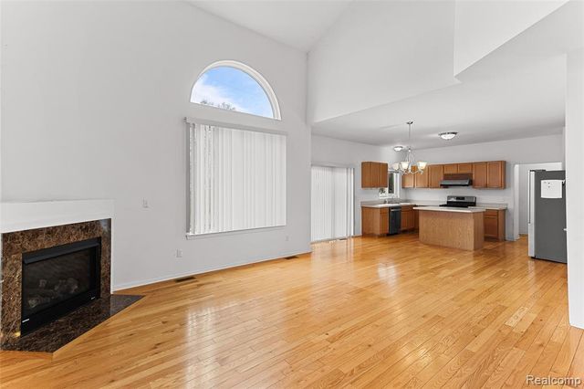 33555 Birchlawn, Westland, MI 48185