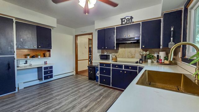 315 SW 9th Ave, Minot, ND 58701