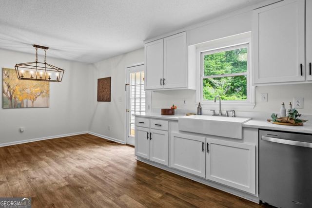 410 Arliss Drive, Canton, GA 30115