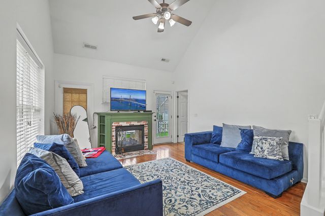 8658 Grassy Oak Trail, North Charleston, SC 29420