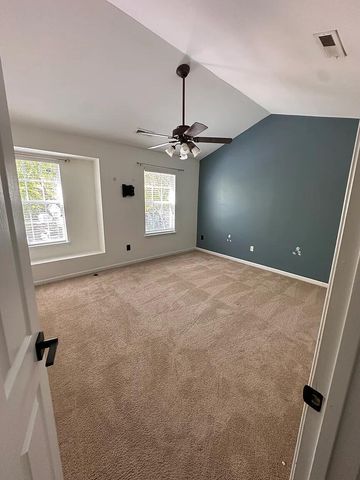 8658 Grassy Oak Trail, North Charleston, SC 29420