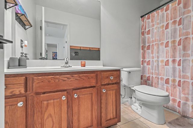 8658 Grassy Oak Trail, North Charleston, SC 29420