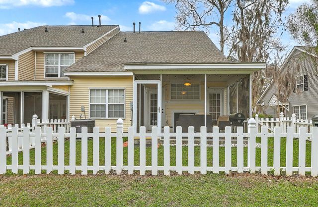 8658 Grassy Oak Trail, North Charleston, SC 29420