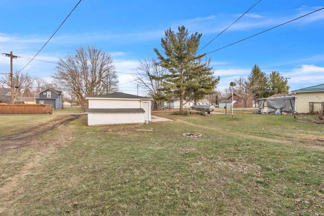 921 S Main Street, Kendallville, IN 46755