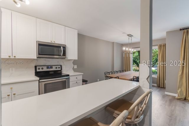 2 Lighthouse Ln Apt 821, Hilton Head Island, SC 29928