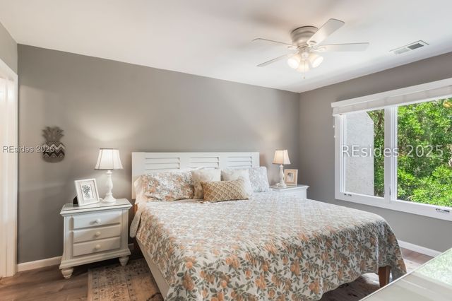 2 Lighthouse Ln Apt 821, Hilton Head Island, SC 29928