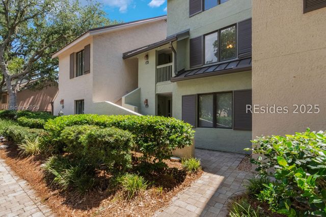 2 Lighthouse Ln Apt 821, Hilton Head Island, SC 29928