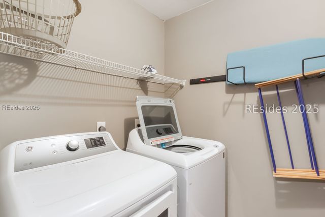 2 Lighthouse Ln Apt 821, Hilton Head Island, SC 29928