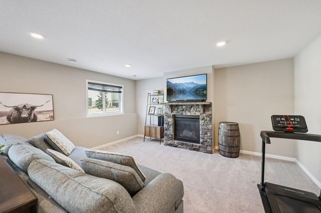 15193 Tiger Street NW, Ramsey, MN 55303