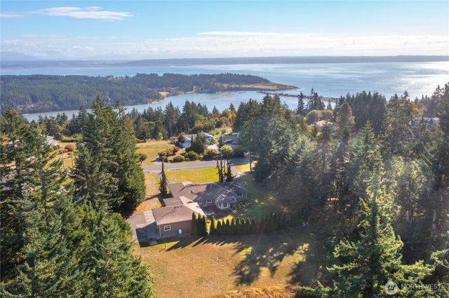284 Rocky Mountain High Road, Camano Island, WA 98282