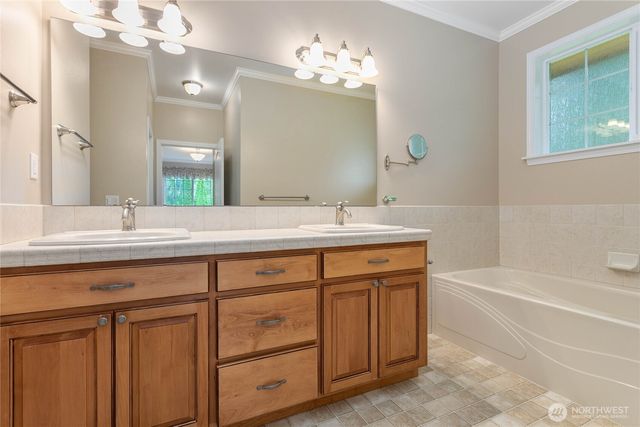 284 Rocky Mountain High Road, Camano Island, WA 98282